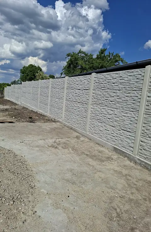 Фотографија од клиент бр. 2: ограда Konkret Line (рецензија на Google)